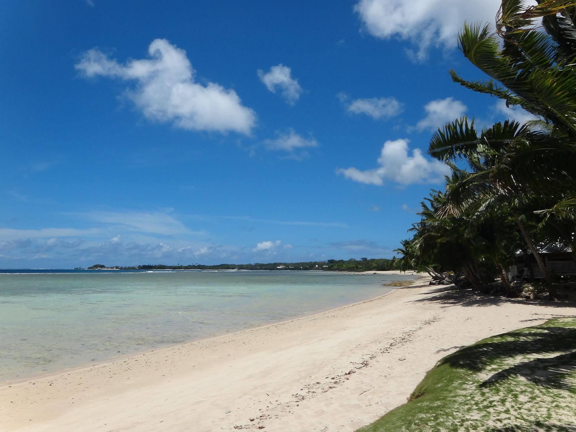 Tailua Beach Fales Manase Kültér fotó