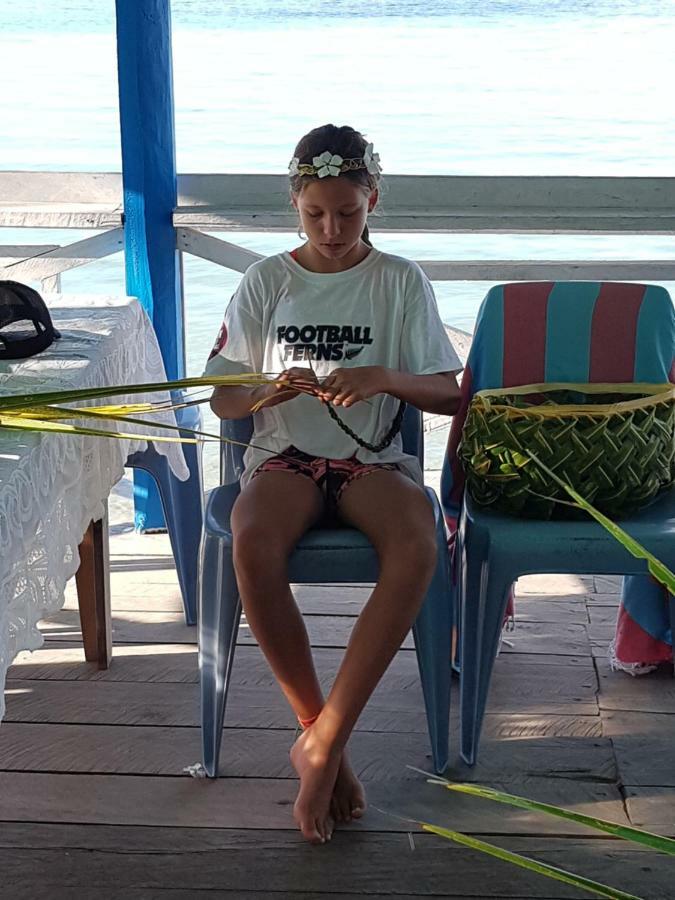 Tailua Beach Fales Manase Kültér fotó